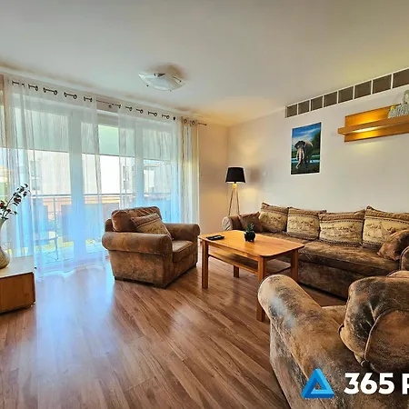 365pam - Safari - Garaz W Cenie Apartamento Kołobrzeg