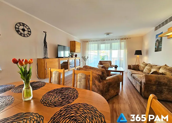 365pam - Safari - Garaż W Cenie Kołobrzeg