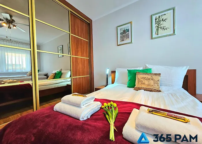 365pam - Safari - Garaż W Cenie * Kołobrzeg